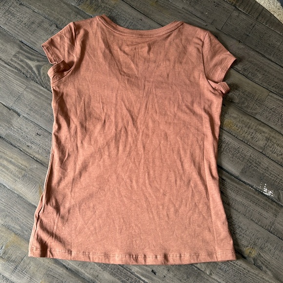 Tahari V-Neck Tee Size XS - Picture 4 of 6